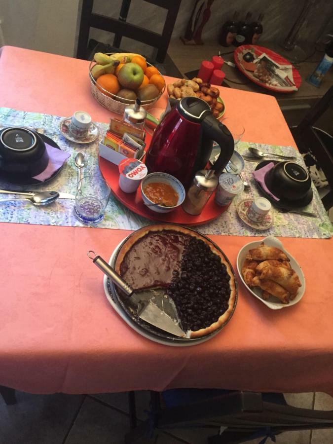 B&B Le Ragazze Sorbara Buitenkant foto
